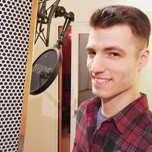 Meet your Posher, Logan